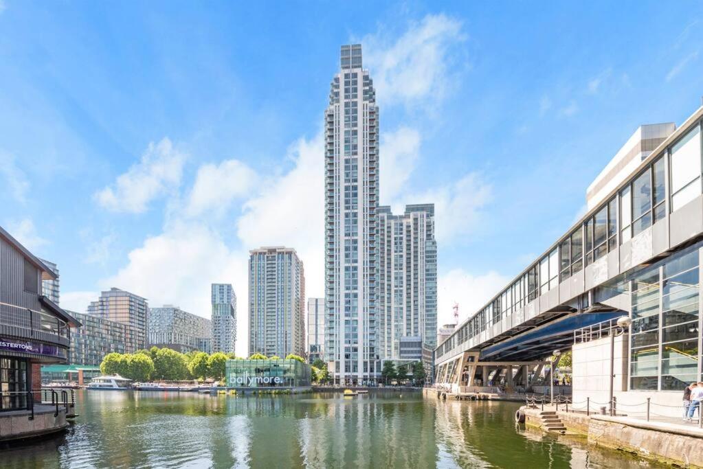 Skyview Waterside City Luxury Apartment Londýn Exteriér fotografie